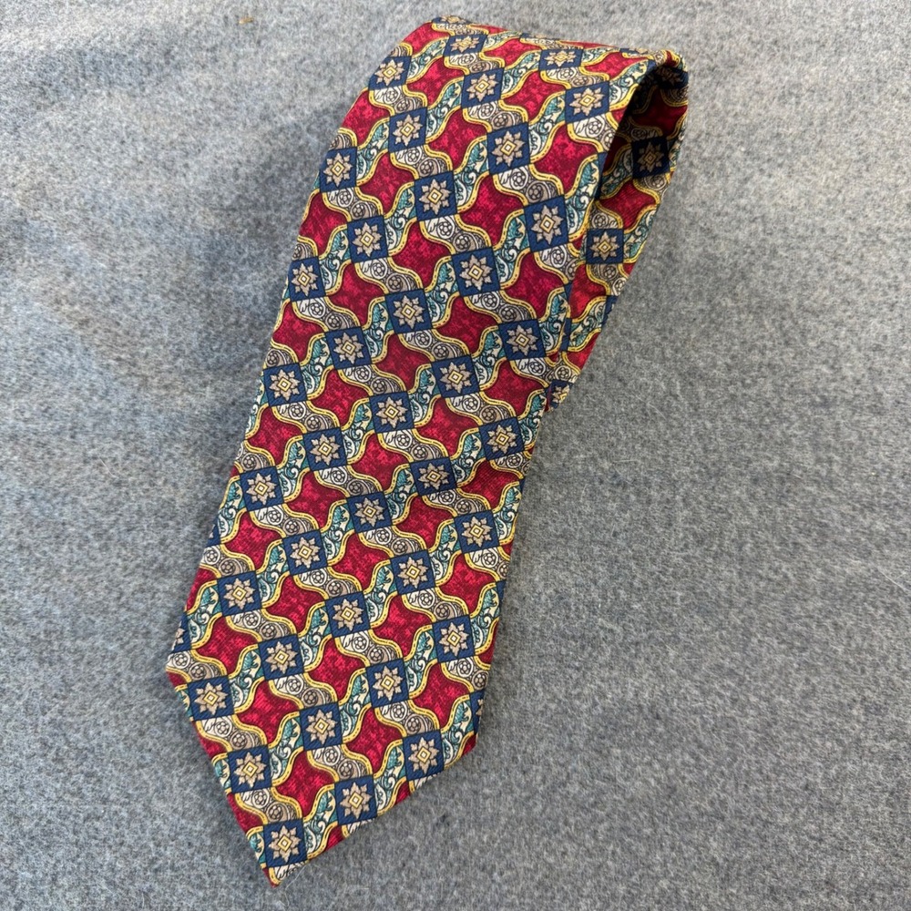 Burberrys Tie Mens Red Navy Gold Geometric Silk Medallion Vintage Hand Sewn